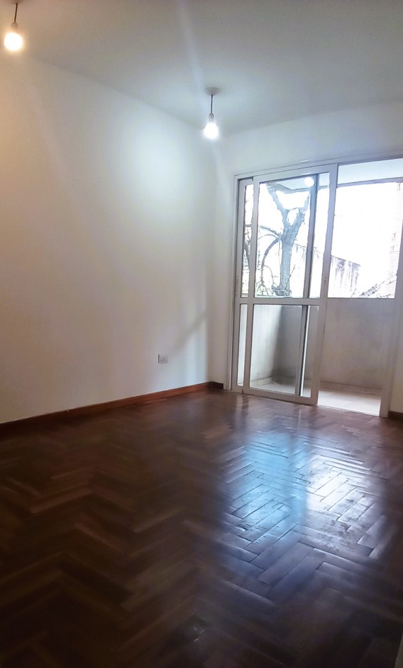 Nueva Cordoba. Se Alquila departamento de 1 dormitorio.